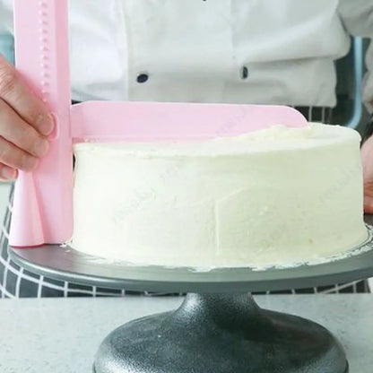 Espátula Niveladora para Bolos (Acabamento Perfeito Sem Complicação! 🎂✨)